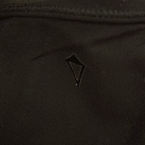 Black bodysuit kids size 6 ivivva - Picture 4 of 4